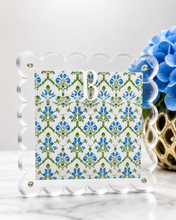 SCALLOP FRAME