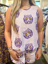 TIGER WITH STARS BUBBLE HEM TOP