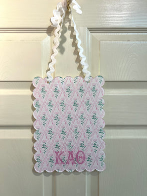KAPPA ALPHA THETA MEMO BOARD
