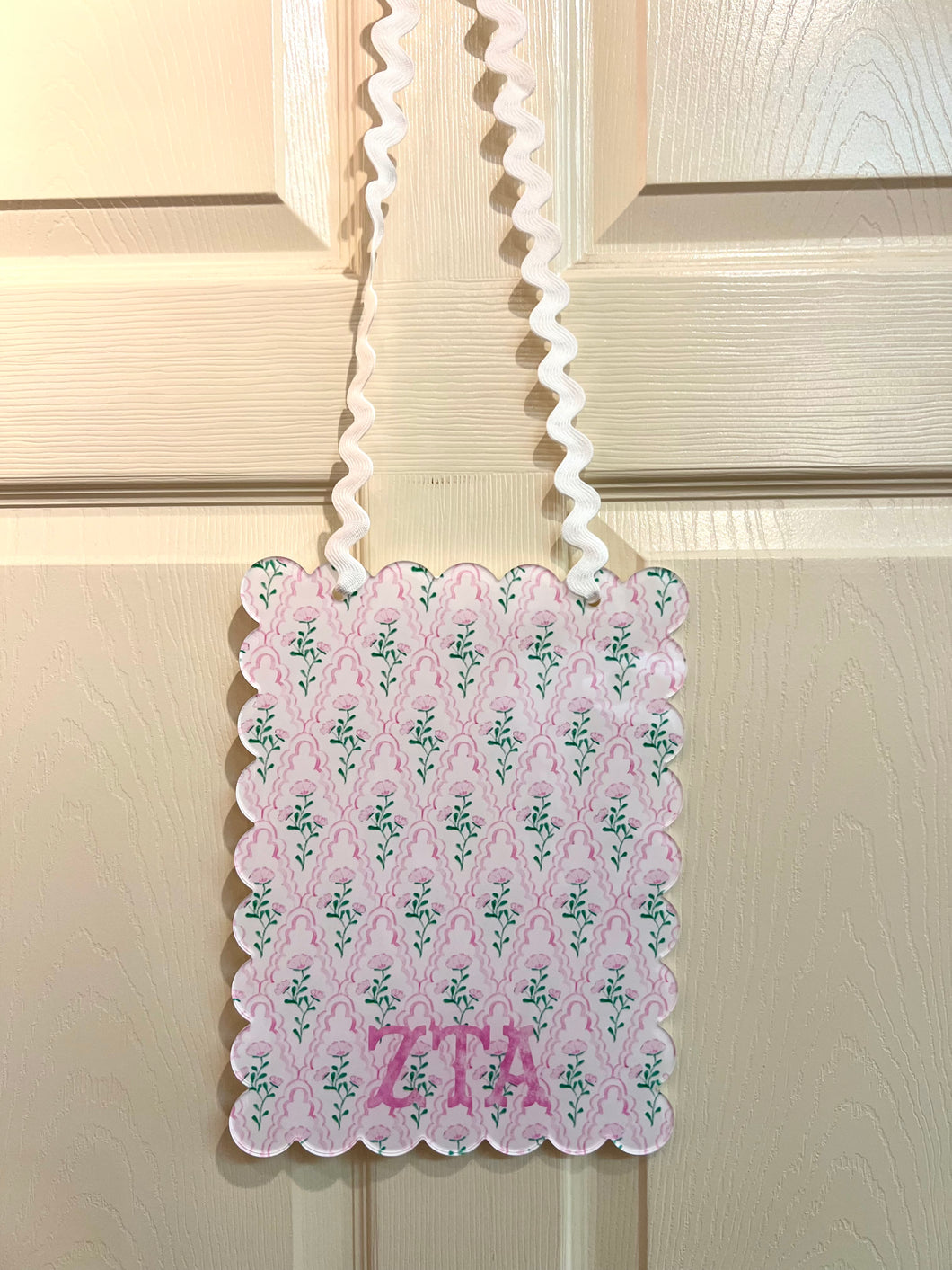 ZETA TAU ALPHA MEMO BOARD
