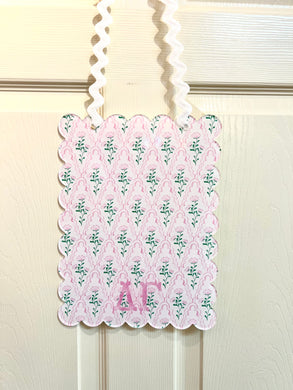 DELTA GAMMA MEMO BOARD
