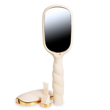 TAN DETANGLER BRUSH