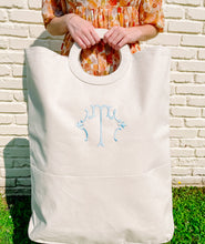 LAUNDRY TOTE