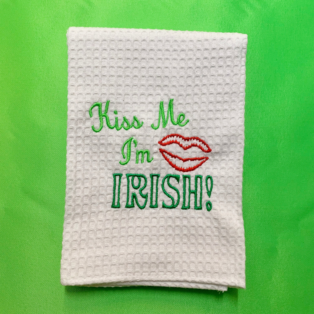 KISS ME I`M IRISH HAND TOWEL