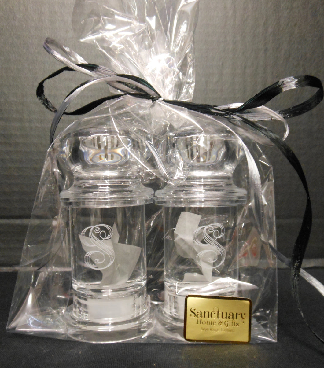 SINGLE INITIAL S SALT AND PEPPER SHAKERS